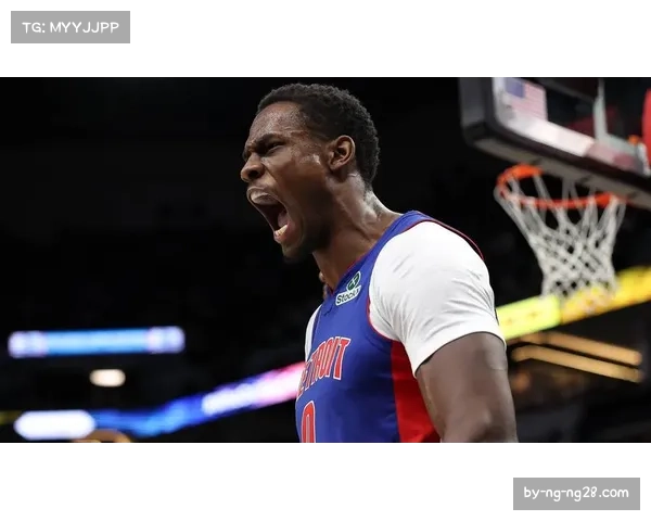 杜伦砍下36分创生涯得分新高 内线统治力展现活塞年轻核心潜力